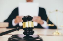 Sędziowie: nie trzeba rozprawy, by rozpoznać zażalenie na notarialną klauzulę wykonalności