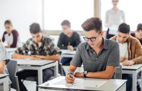 Egzaminy mogą wpływać na ograniczanie zakresu nauczania szkoły