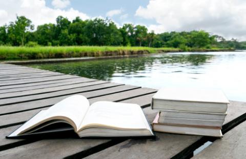 Państwo poprawia księgi i odbiera jeziora