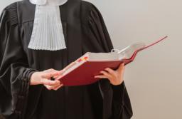 Mało adwokatów i radców chce być sędziami