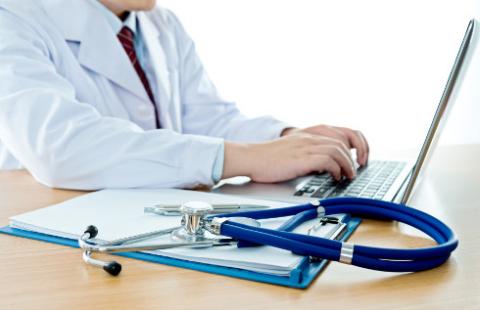 Prowadzenie elektronicznej dokumentacji medycznej w przychodni lub praktyce lekarskiej