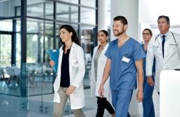 Niemcy: lekarze żądają wyższych honorariów, grożą strajkiem