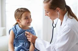 Pediatrzy: konieczna czujność onkologiczna lekarzy POZ