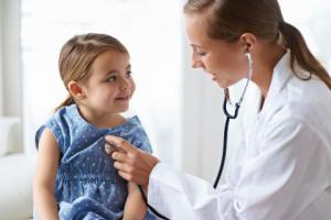Zakażenia układu moczowego to druga najczęstsza infekcja bakteryjna u dzieci