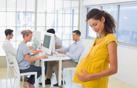 Kobiety w ciąży mogą dłużej pracować przy komputerze