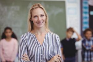 Nauczyciel zarabia mniej niż inni specjaliści