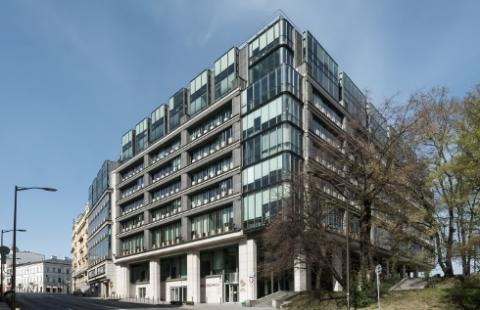 STS wprowadza elastyczną wypłatę wynagrodzeń