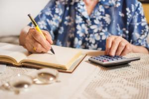 ZUS: Nowy kalkulator wyliczy seniorom wysokość przyszłej emerytury