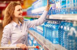 SN: Zakaz handlu w niedzielę obejmuje też wypożyczalnie, jeśli omijają prawo