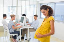 Kobiety w ciąży – na co mogą liczyć z ZUS
