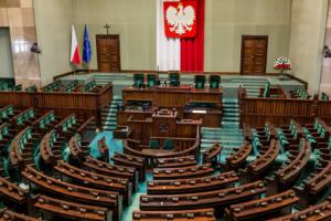 Sejm w okrojonym składzie, bo wygasły mandaty 25 posłów