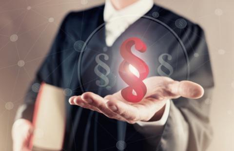 Trzyosobowe składy, częstsze uzasadnienia i sędzia jak partner