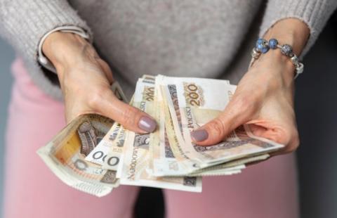 Lewiatan: Budżetówka powinna zarabiać więcej