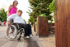 Osoby z niepełnosprawnością nie stracą statusu w czasie oczekiwania na nowe orzeczenie – jest projekt