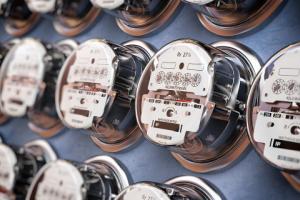 Lewiatan: Negatywne skutki mrożenia cen prądu mogą ponieść mikro, małe i średnie firmy