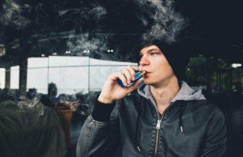 E-papierosy dla młodych ludzi prawie jak cukierki - potrzebne działania państwa