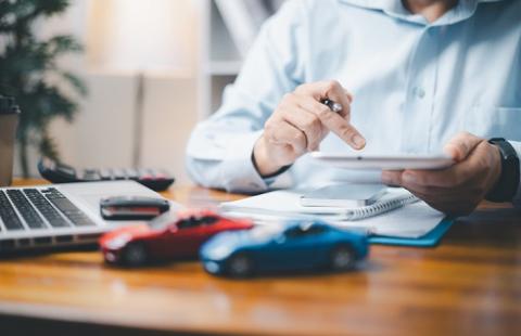 Za brak polisy OC można pójść z torbami