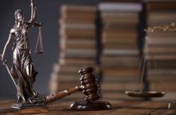 Sędziowie w stanie spoczynku wypełnią lukę po neo-sędziach?