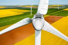 Ministerstwo Klimatu: Wiatraki 500 m od domów, nie będzie wysiedleń