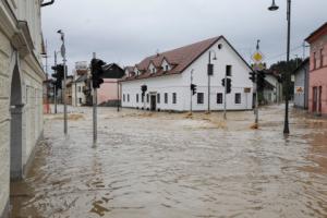 Znamy warunki rozliczania świadczeń zdrowotnych w czasie powodzi