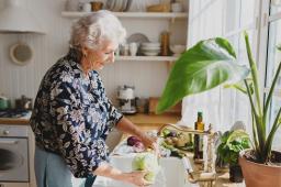 Bon senioralny tylko dla sprawniejszych seniorów mających dzieci