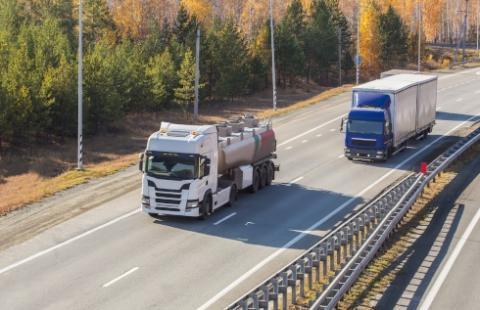 Autostrady i drogi ekspresowe płatne dla przewoźników od 1 listopada