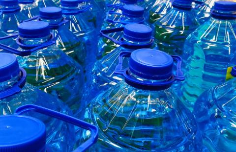 System kaucyjny już od 1 stycznia, w Sejmie ruszyły prace nad przesunięciem terminu