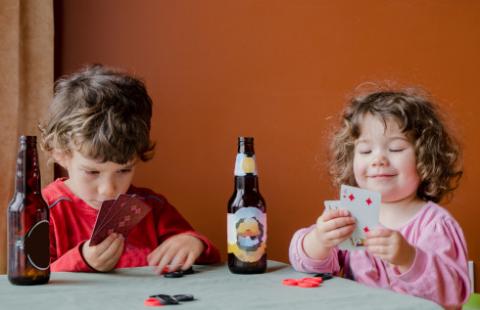 Liberalne podejście do piwa przyspiesza alkoholową inicjację dzieci