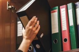 Kontrola niepublicznych szkół przez KAS - pomysł budzi kontrowersje