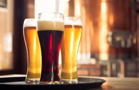 Wino i piwo obok zdrowotnych wód - czas na zakaz w uzdrowiskach?