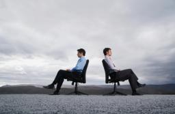 Wypowiedzenie umowy spółki jako rozwiązanie w przypadku konfliktu wspólników