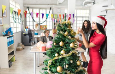 Urlop na żądanie na dni okołoświąteczne