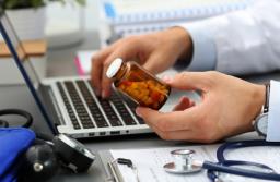 Lekarze boją się kar za błędne określenie refundacji, pomóc ma nowy system