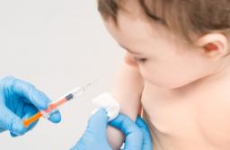 Eksperci postulują o bezpłatne szczepienia przeciwko RSV dla wszystkich niemowląt