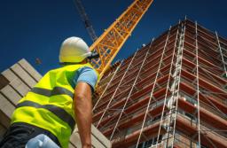 Nieżyciowy wskaźnik parkingowy blokuje inwestycje, czas najwyższy go usunąć