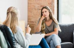 Psycholog w biurze? Dla pokolenia Z to ważniejszy benefit niż ubezpieczenie na życie