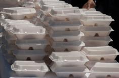 Mniej tworzyw sztucznych, więcej zawartości - trwa unijna walka z nadmiarem opakowań