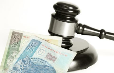 TSUE: Wynagrodzenie sędziego ma być wystarczająco wysokie, stabilne i przejrzyste