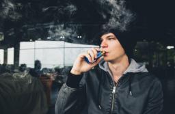 Smak i zapach waniliowy, ale skład e-papierosa to wielka niewiadoma