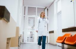 OZPSP: Nocna i świąteczna pomoc powinna leżeć w kompetencji POZ, a nie szpitali