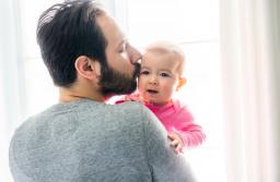 Świadczenie „aktywni rodzice w pracy” także dla prowadzących działalność gospodarczą