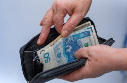 Nowelizacja ustawy zaopatrzeniowej: MF chce złagodzić skutki reform z lat 2003 i 2016