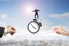 Urlop wypoczynkowy przy kolejnych umowach u tego samego pracodawcy