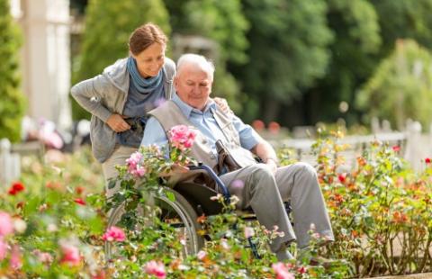 Kradzież wózka albo atak słowny? Osoba z niepełnosprawnością będzie lepiej chroniona