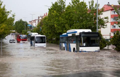 Weszły w życie przepisy o nowej pomocy powodziowej