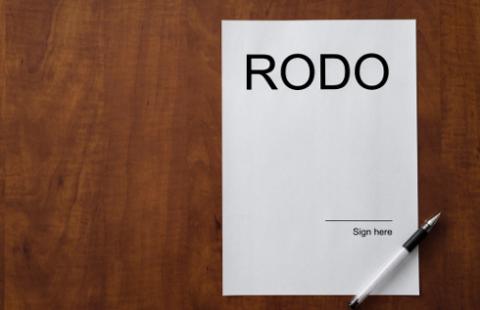 Adresu UODO podawać nie trzeba. A jeśli już podawać - to aktualny