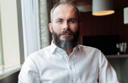 Overbooking w hotelu: Ukryta prawda, o której nie mówią biura podróży