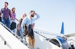 Majówka na L4? Pracownicy „mostkują” święta, a firmy liczą straty