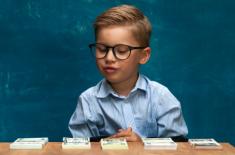 Rodzice próbują zarabiać na wizerunku dzieci