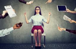 55 proc. Polaków wolałoby mniej stresującą pracę niż wyższą pensję